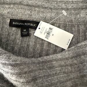 Banana Republic Heather Gray Knit Top